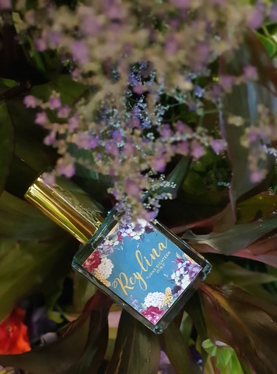 Florescents Perfume bar